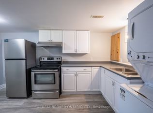 32 Grove St W #3, Barrie, ON L4N 1M7
