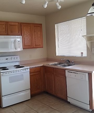 20140423_160149 (360x640)_04242014