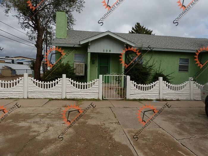 1st image of 508 E 6th St
