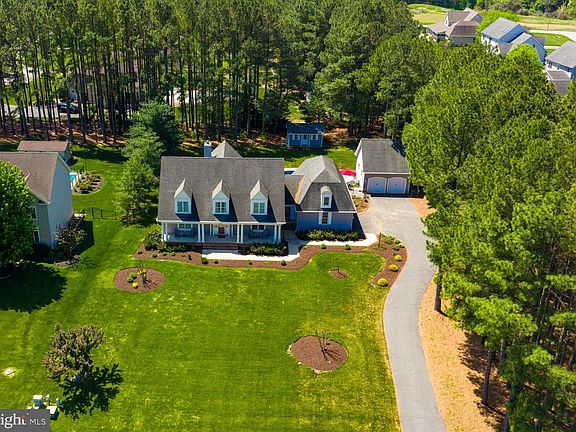 5th image of 13532 Rustling Oaks Dr