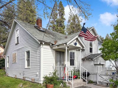 377 Oregon St, Weed, CA, 96094