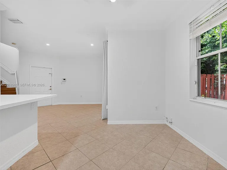 12441 SW 124th Ter — Photo 8