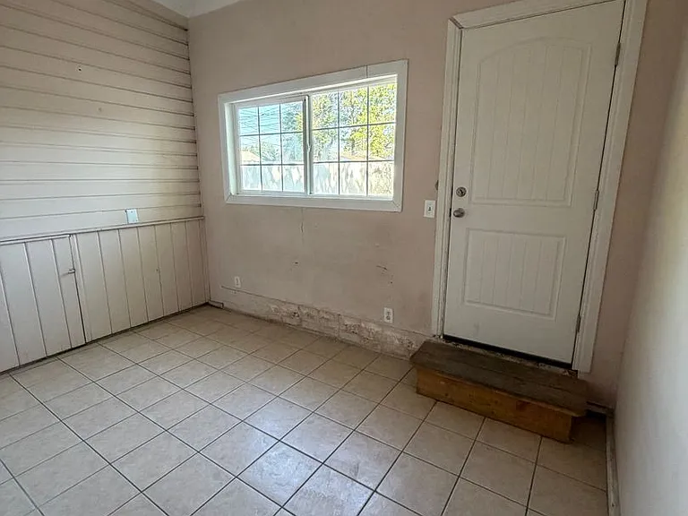625 E Wilmington Ave — Photo 30