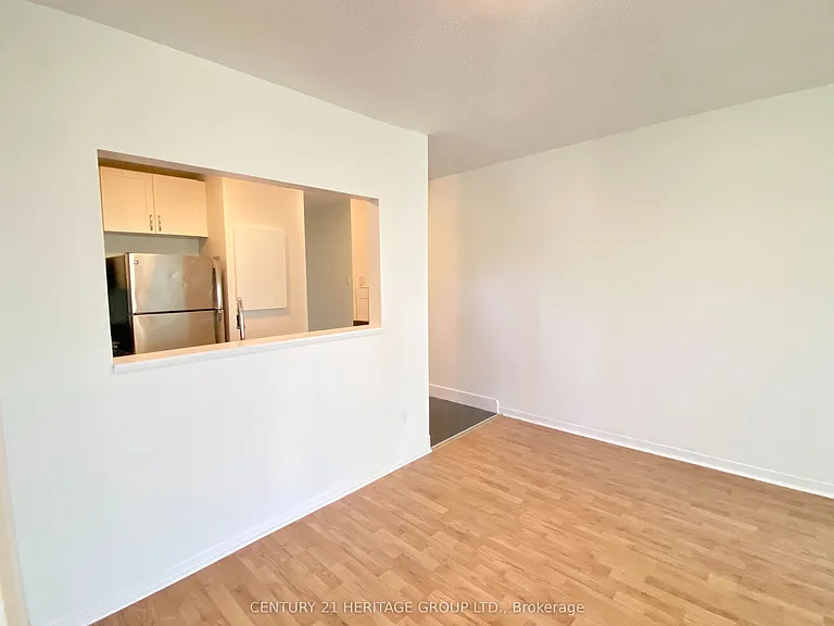 170 Grove St E #403 — Photo 8