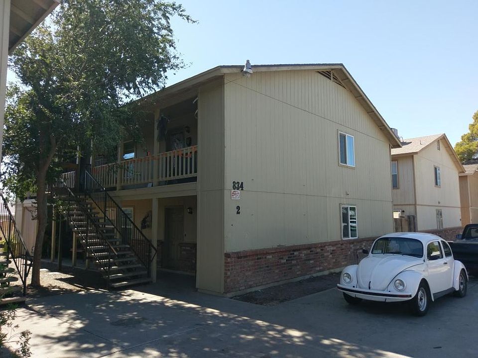 1st image of 834 N Cherry #2