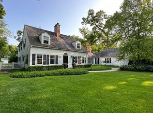 333 Oakdale Ave, Lake Forest, IL 60045