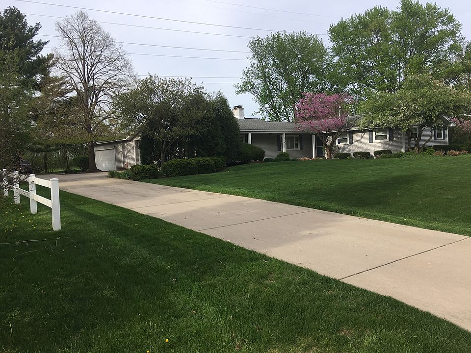 1st image of 23412 W Copper Dr