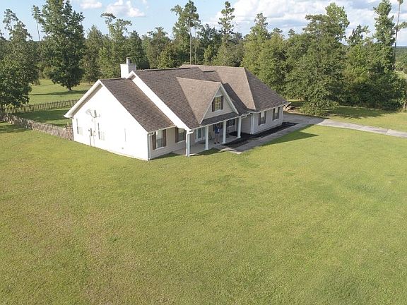 5th image of 23 Harmony Dr E