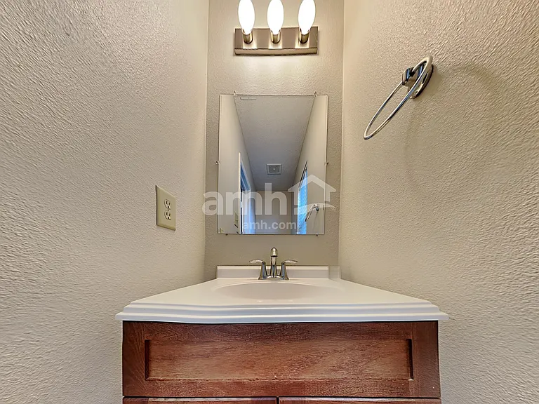 9559 Stargazer Dr — Photo 8