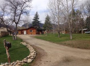 384 W River Rd, Hamilton, MT 59840