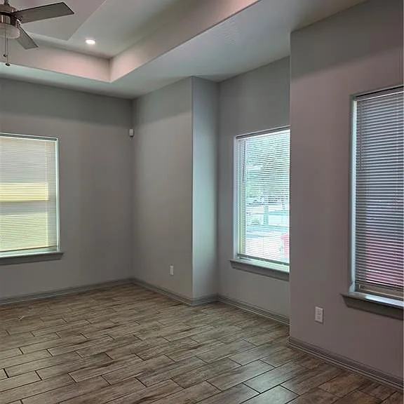 5804 Nightingale Ave #4 — Photo 7