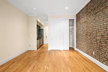 Rented by Cooper & Cooper Real Estate