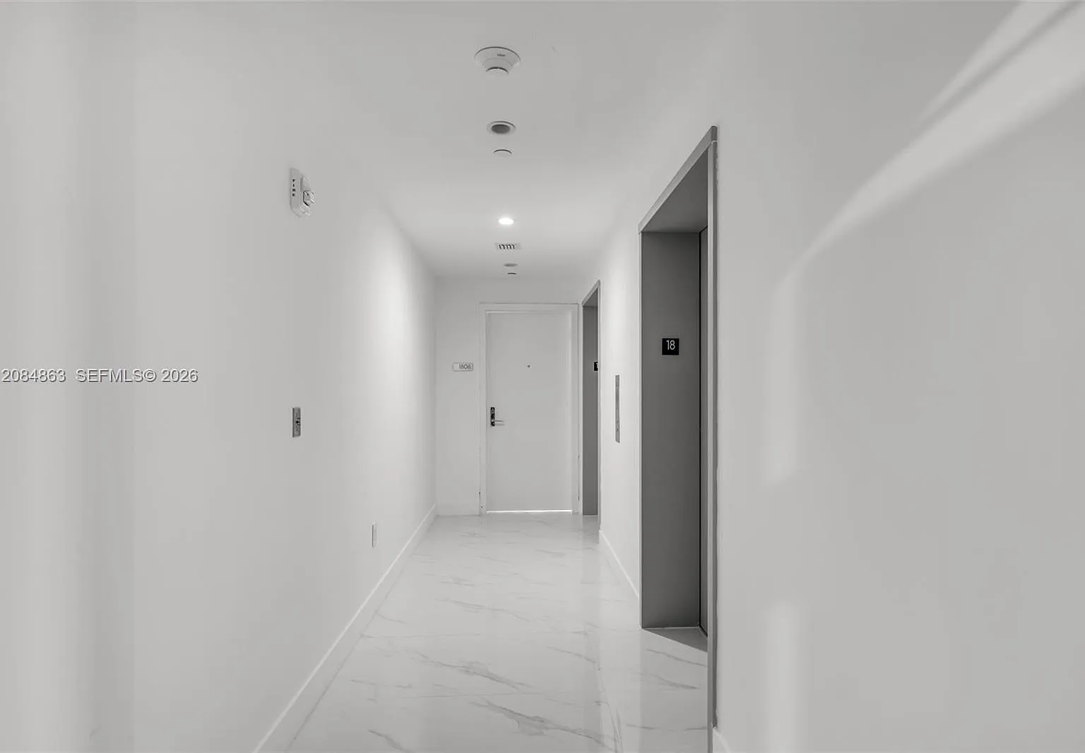 2 bed, 3.0 bath, 1306 sqft, $11,800 — Photo 3