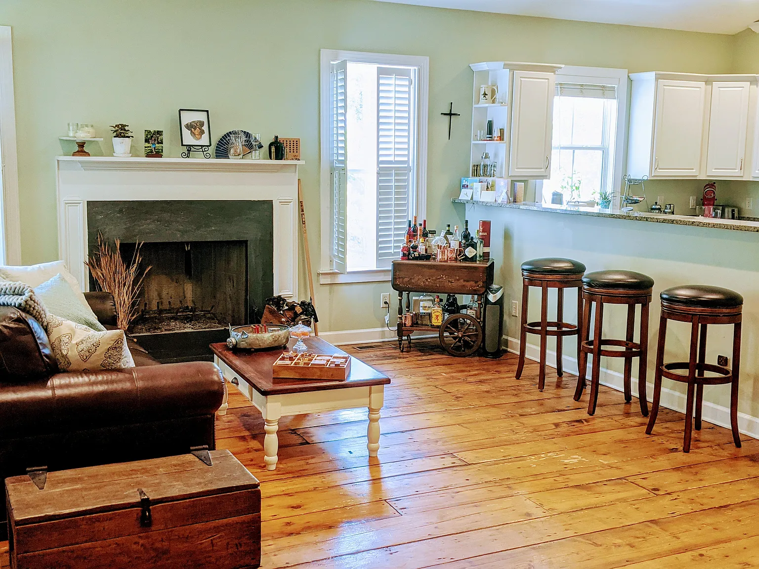 3 bed, 1428 sqft, $2,400 — Photo 4