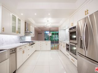 11687 Bellagio Rd APT 4, Los Angeles, CA 90049