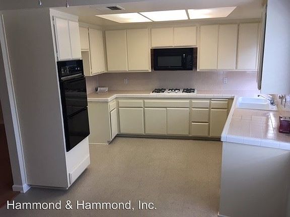 4th image of 4317 Mammoth Ave APT 5