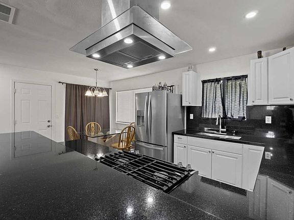 4th image of 38565 154th St E