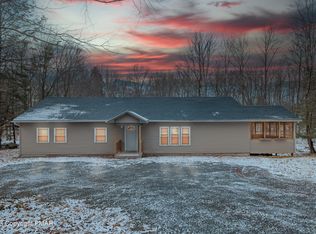 262 Lookout Point Rd, Canadensis, PA 18325