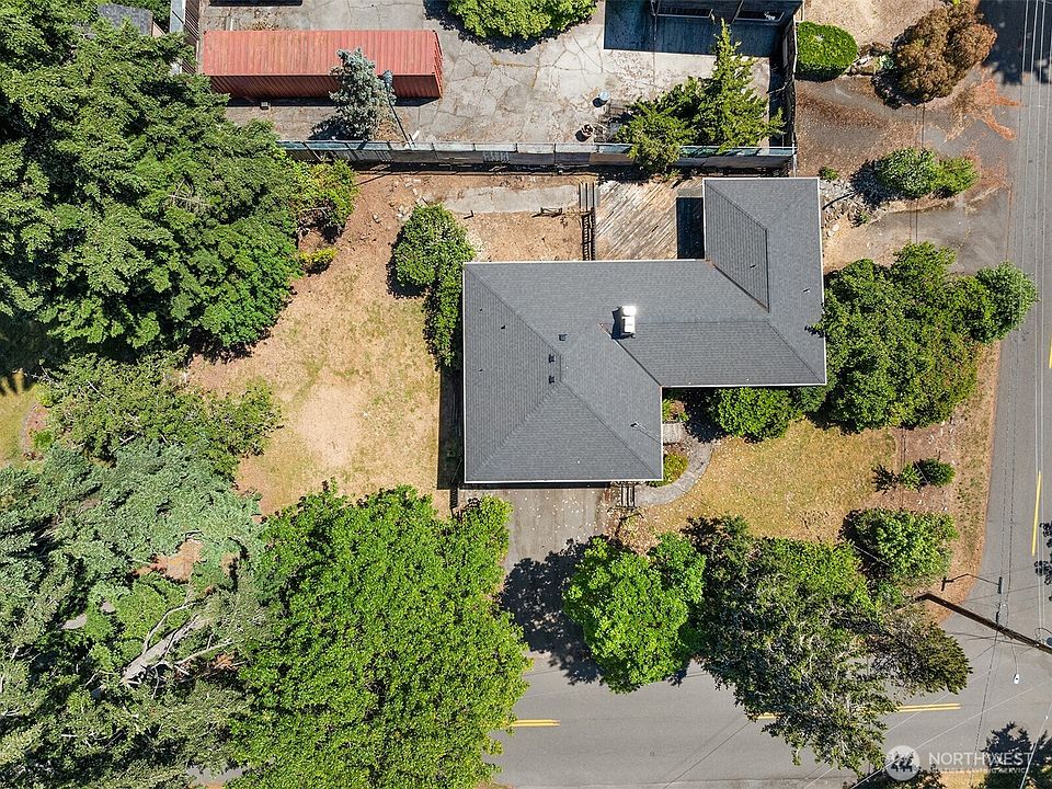 1st image of 8725 Maple Lane