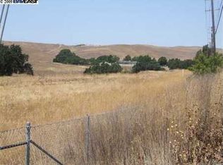 7020 Tassajara Rd, Pleasanton, CA 94588