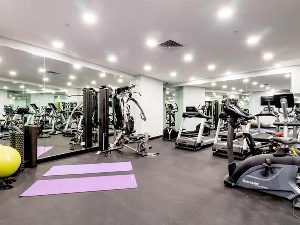 22 West 15th Street image 8 of 15