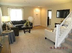 5th image of 862 E Washington Ave