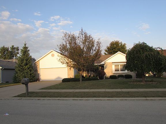 2nd image of 542 Suzanne Ave