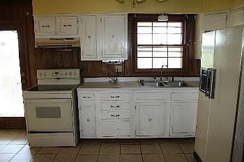 3rd image of 260 Harkrader St