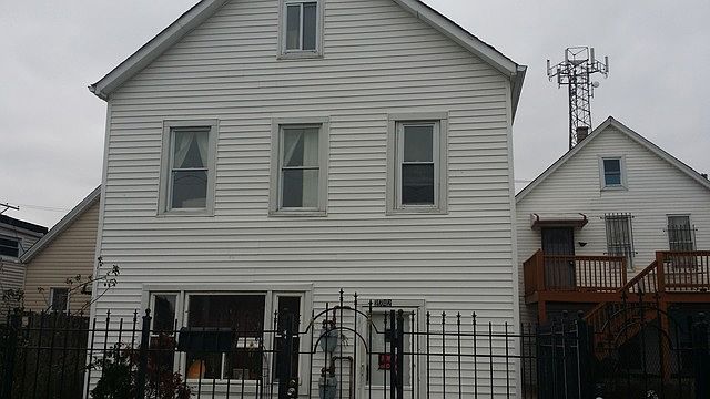 1st image of 2742 S Sacramento Ave