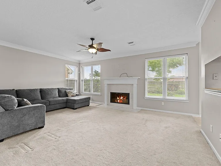 1602 Seminole St — Photo 18