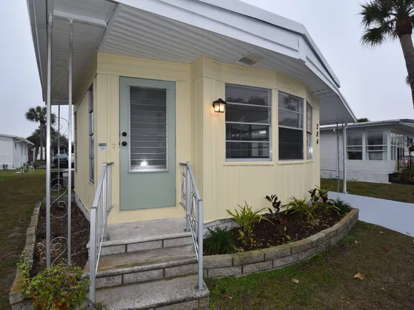 284 Lalani Ln, Largo, FL 33770