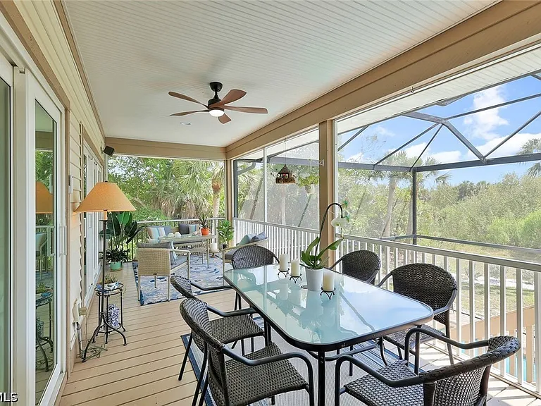 2130 Sunset Cir — Photo 19
