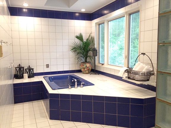 Master bath 