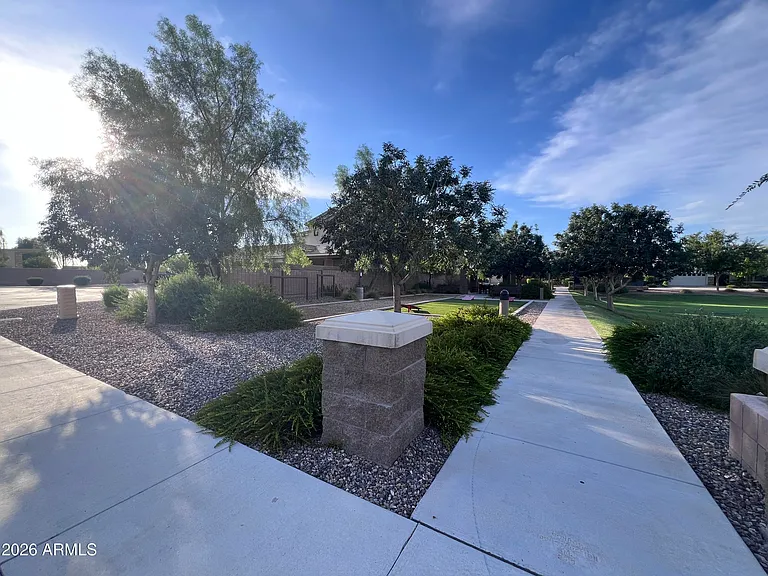 1383 E Sagittarius Pl — Photo 12