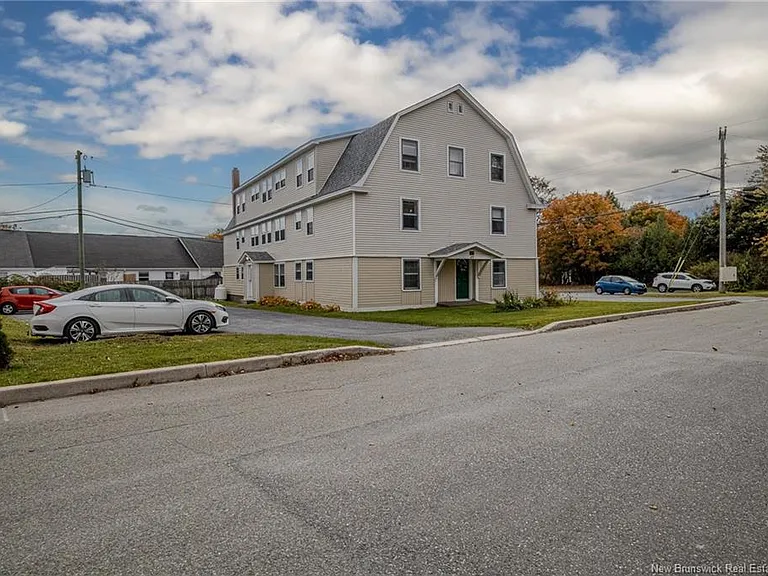 49 Quinton Ave — Photo 4