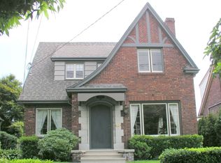 2926 28th Ave W, Seattle, WA 98199