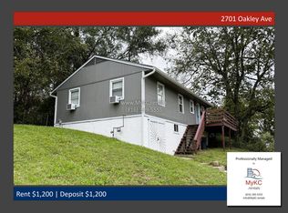 2701 Oakley Ave, Kansas City, MO 64128