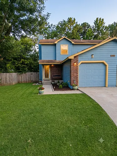13303 Lyndhurst St #SIDE B Photo 1 13303 Lyndhurst St #SIDE B Photo 1