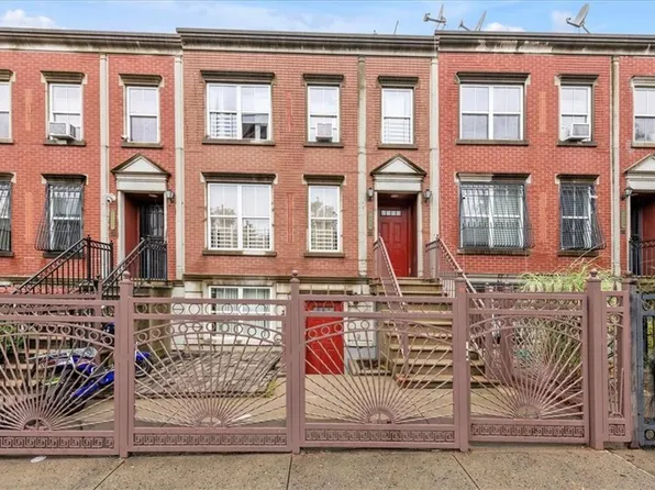 217 Eldert St, Brooklyn, NY 11207