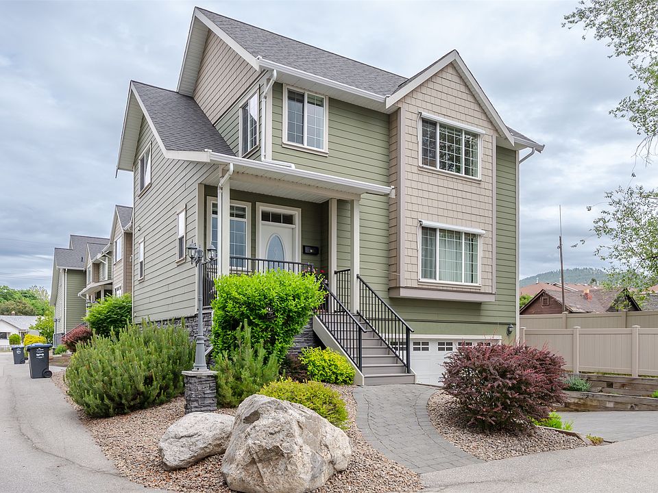 1st image of 168 Regina Ave #105