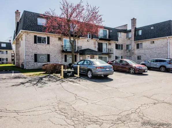 1311 N Baldwin Ct Unit 3A, Palatine, IL 60074