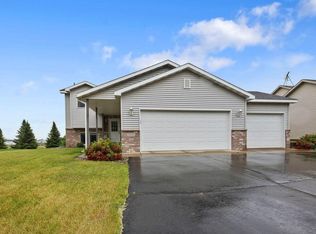 212 17th Ave SE, Saint Joseph, MN 56374
