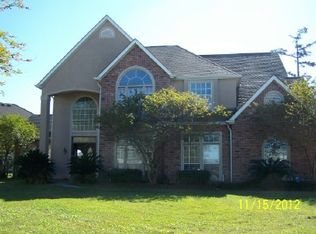 3300 Cavendish Pl, Harvey, LA 70058