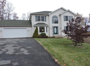 304 White Birch Dr, Scranton, PA 18504