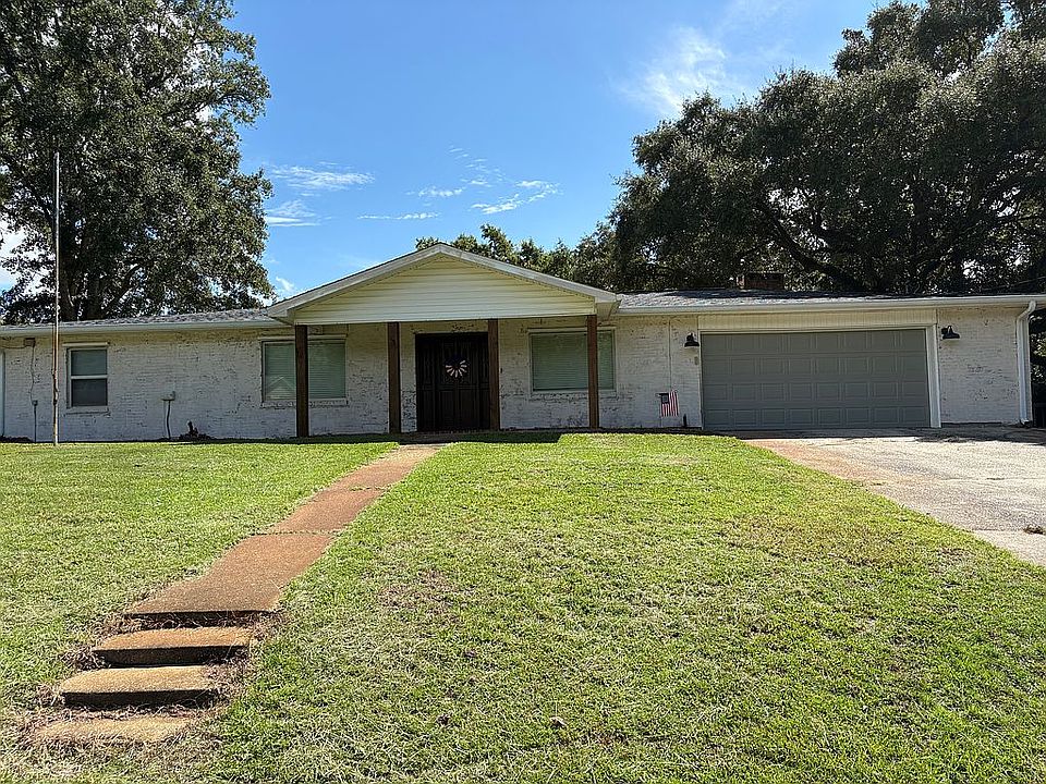 1st image of 1700 Seacliffe Dr