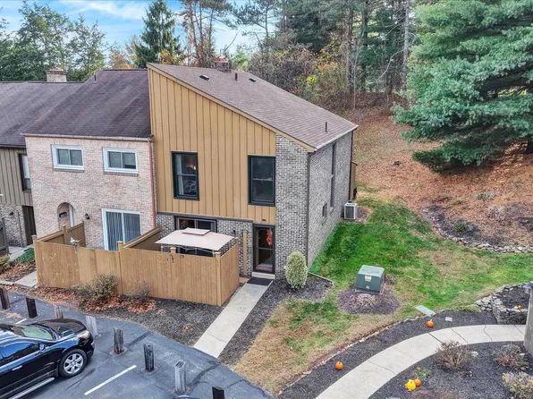 57 Wood Cir, Reading, PA 19607