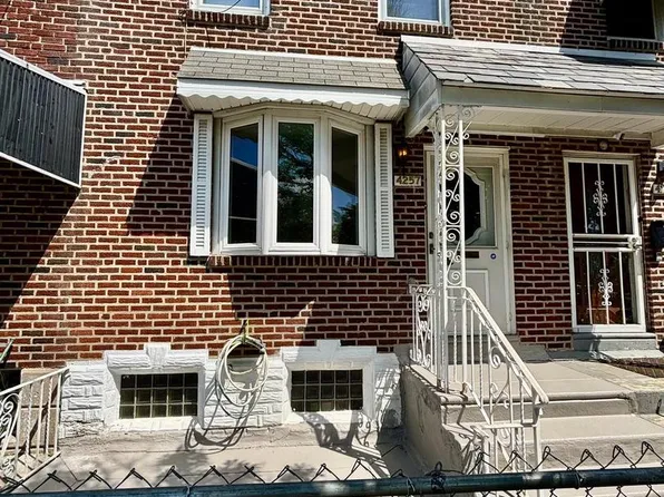 4257 Malta St, Philadelphia, PA 19124