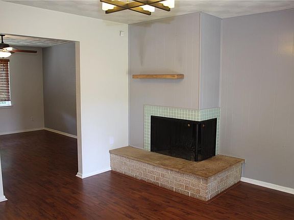 5th image of 422 Beverly Dr
