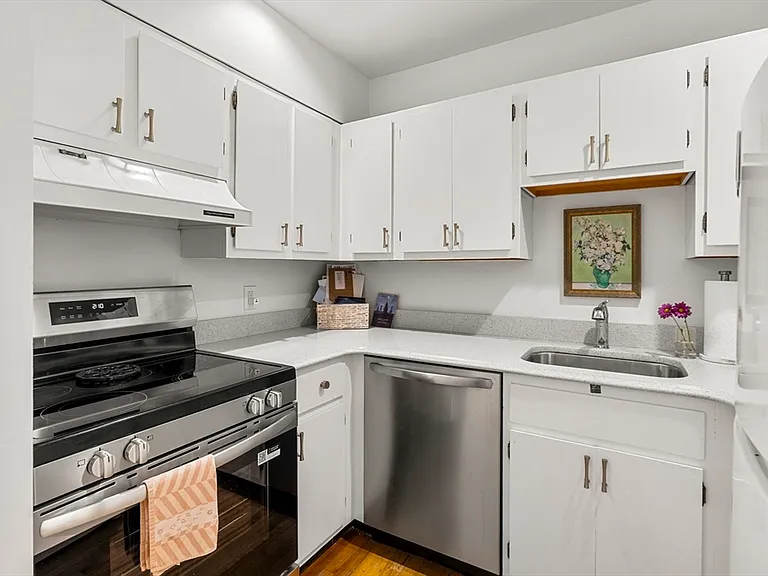 21 Hancock St #3 — Photo 13