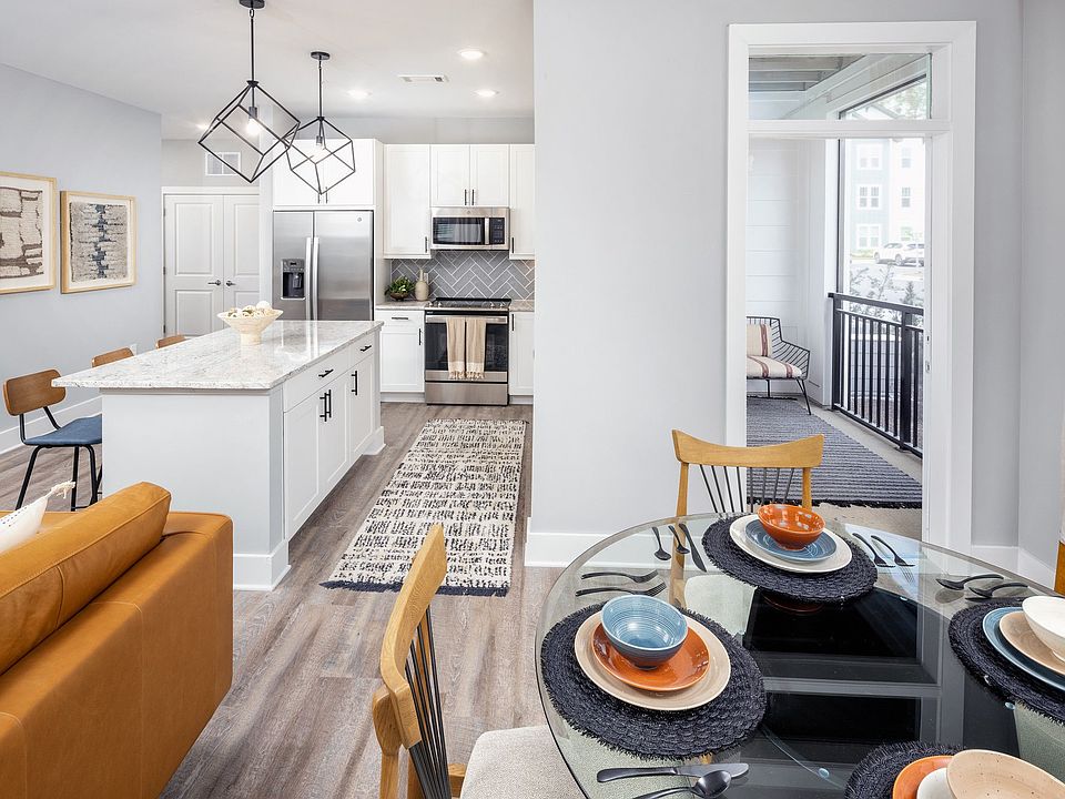 Broadstone Ingleside 8400 Palmetto Commerce Pkwy North Charleston SC